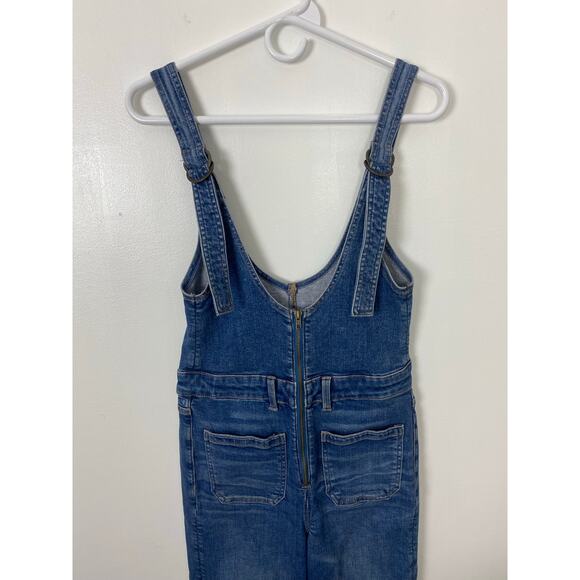 Women AEO American Eagle Flare Overalls cotton denim jean full-length, 8-long - Picture 2 of 6